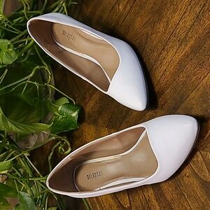 Metaphor Carson pumps